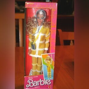 Barbie in Yellow and White Outfit with Accessories